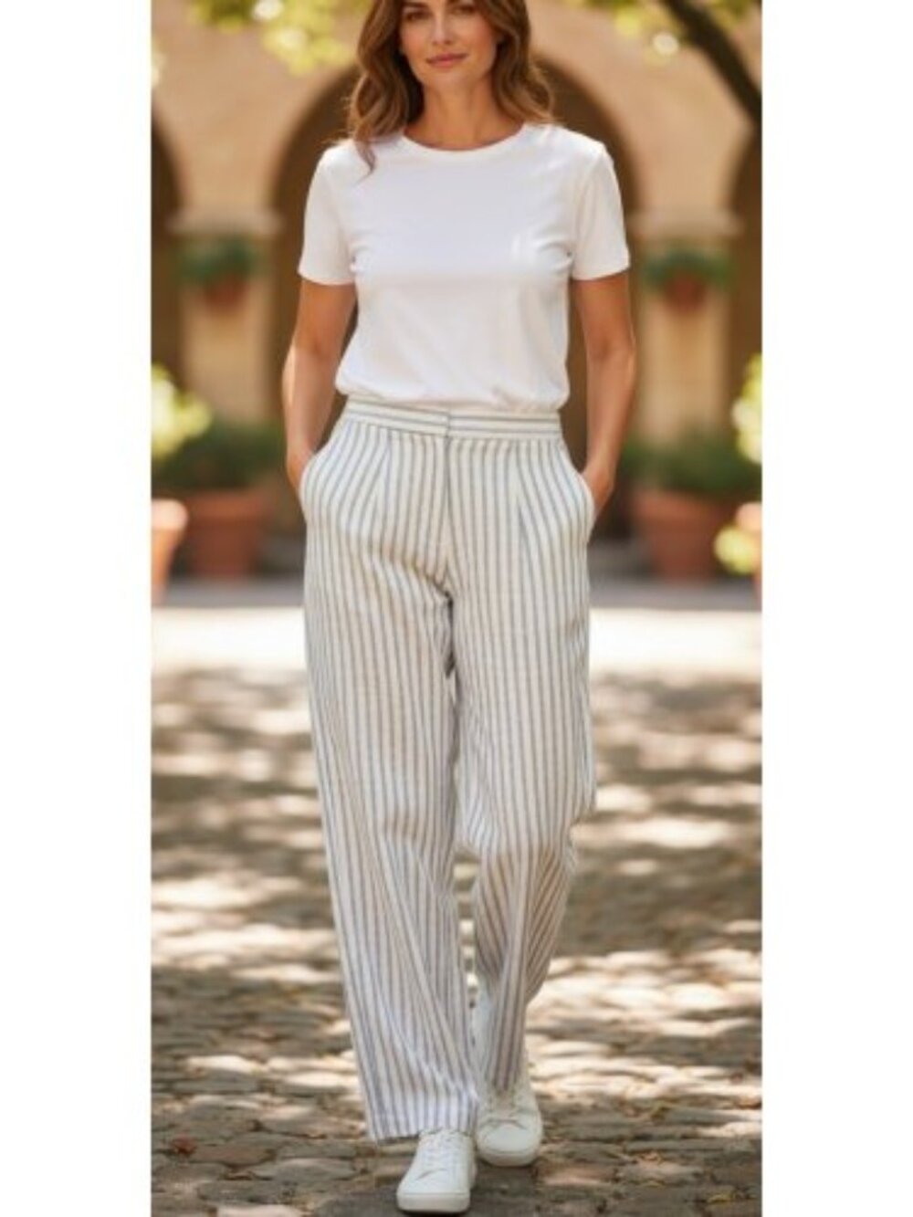 ALFRED DUNNER Blue Pinstripe Slacks Ladies Size 16P